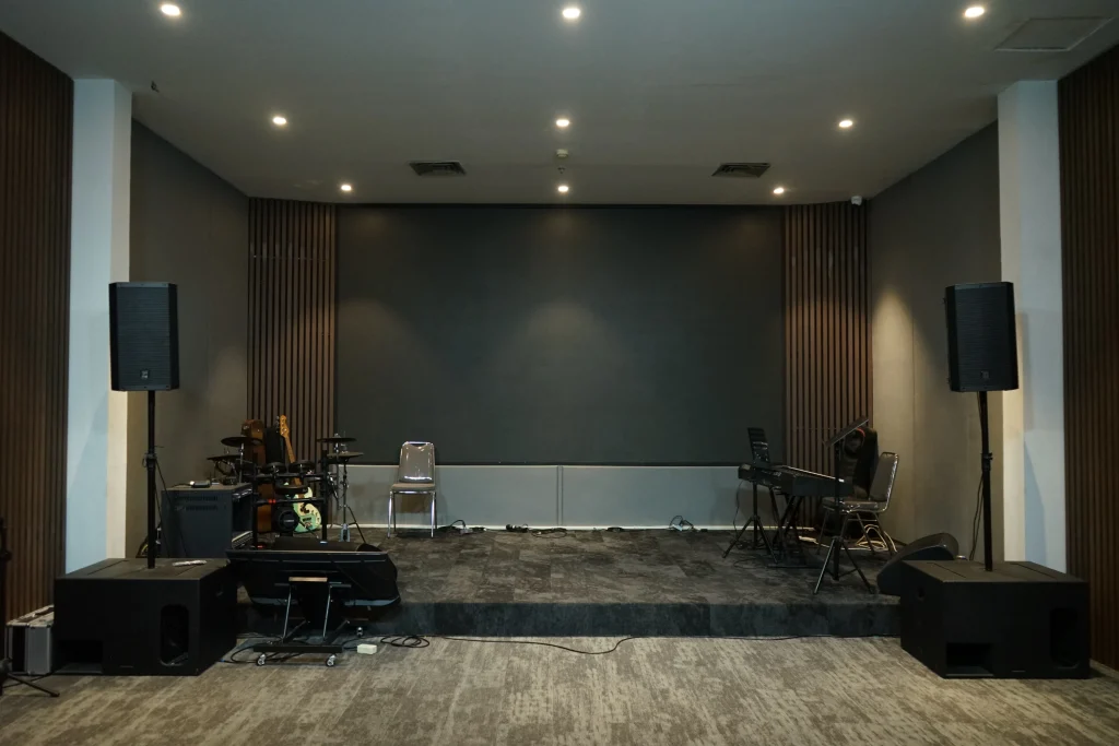 Stage